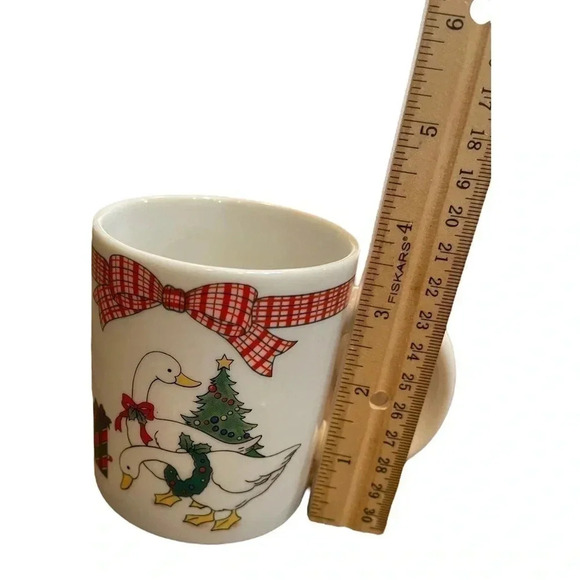 Anchor Hocking Vintage Christmas 10oz Coffee Tea Mug Plaid Ribbon Geese Tree - Picture 7 of 8